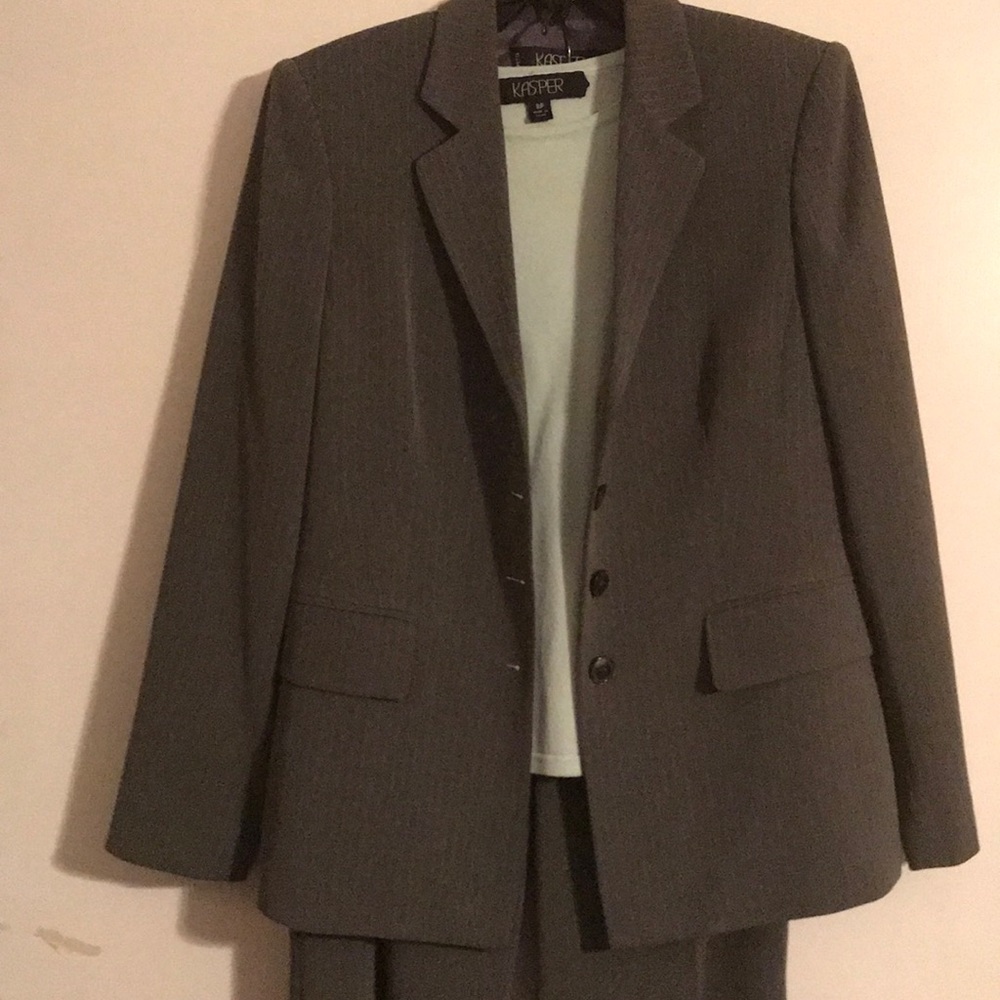 3 Piece Kasper Petite Pantsuit